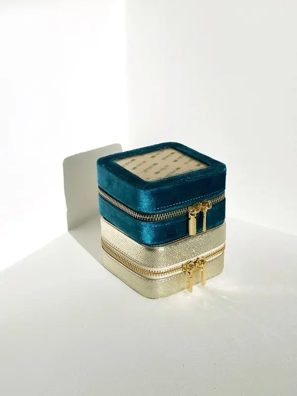 Self-Finishing - 4" Square Jewelry Box - Peacock