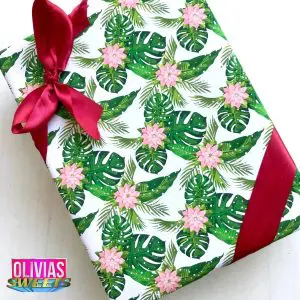 Snowy Monstera Plant Christmas Wrapping Paper
