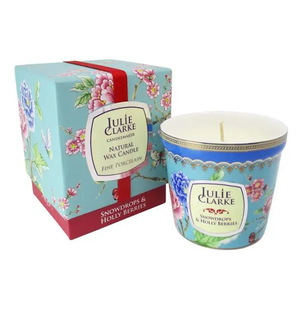 Botanic Candle- 150g Snowdrops & Holly Berries