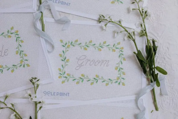 Groom - 8.5 x 6" - 13 Mesh