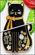 Black Cat Enamel Needle Minder