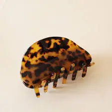 Round Tortoise Hair Claw