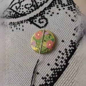 Field of Flowers Needle Minder