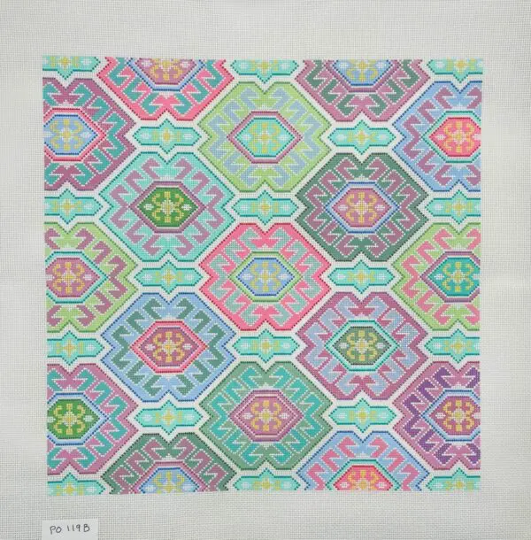 White Geometric 15.75" x 15.75" 13 mesh