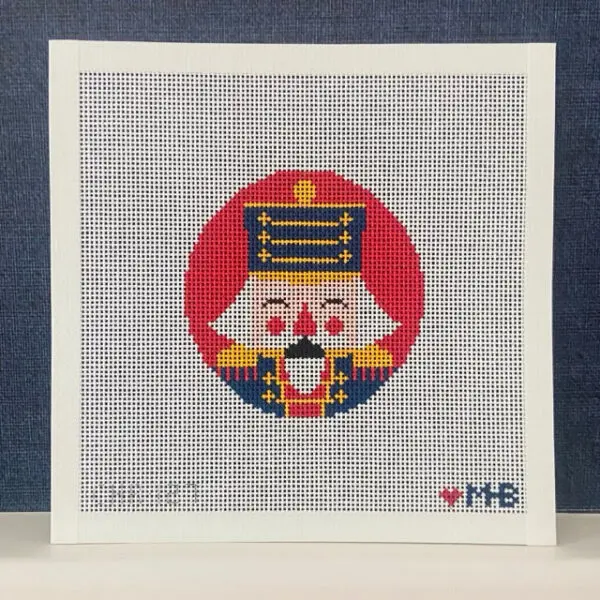 Nutcracker Darcy Round - 4" -13 mesh