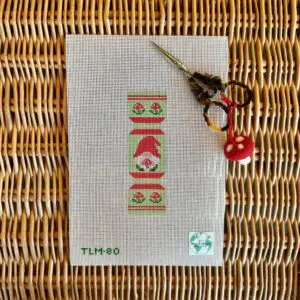 Christmas Crack- Gnome for the Holidays- 1.5" x 5"- 18 Mesh