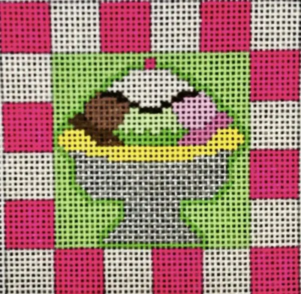 Banana Split Ornament-18 Mesh