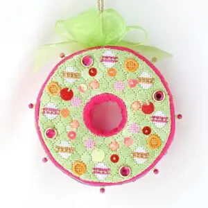 Tickled Pink - Dotted Wreath-18 Mesh